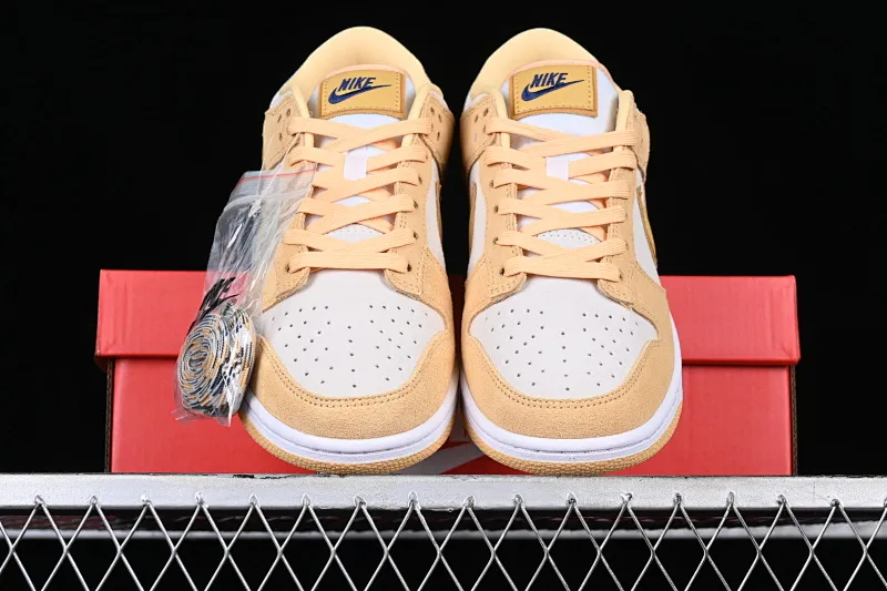 All categories Nk SB Dunk series Nk SB Dunk Low low-top sneakers Nk Dunk Low "Gold Suede" cheese pudding ice cream yellow and white SB low-top casual sports skateboard shoes DV7411-200